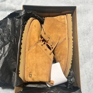 UGG Men’s Neumel Chukka Boots – Chestnut – Size 8